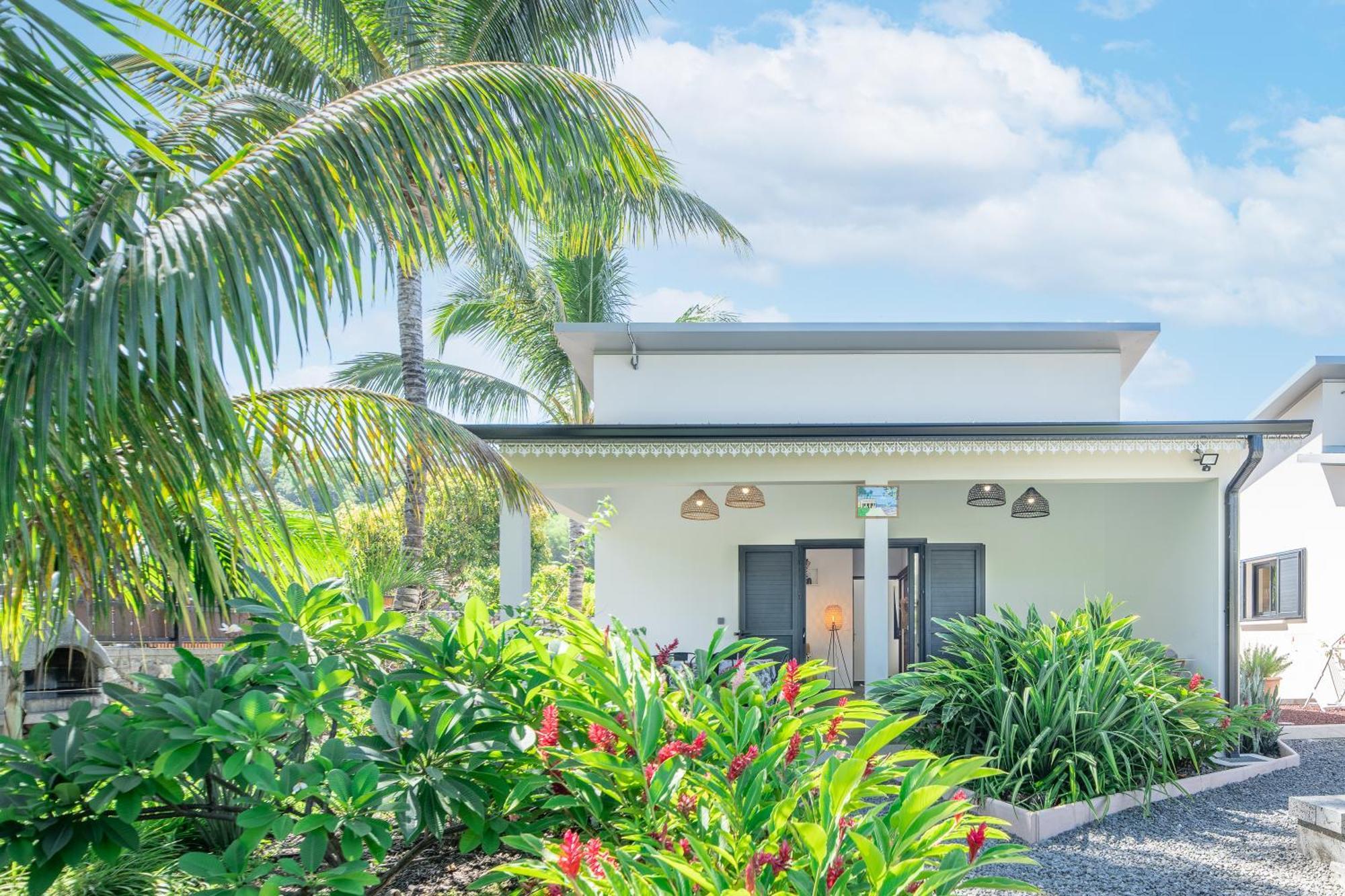 סן-לואי O Ruisseau Lodges - Lodge Cocotier מראה חיצוני תמונה